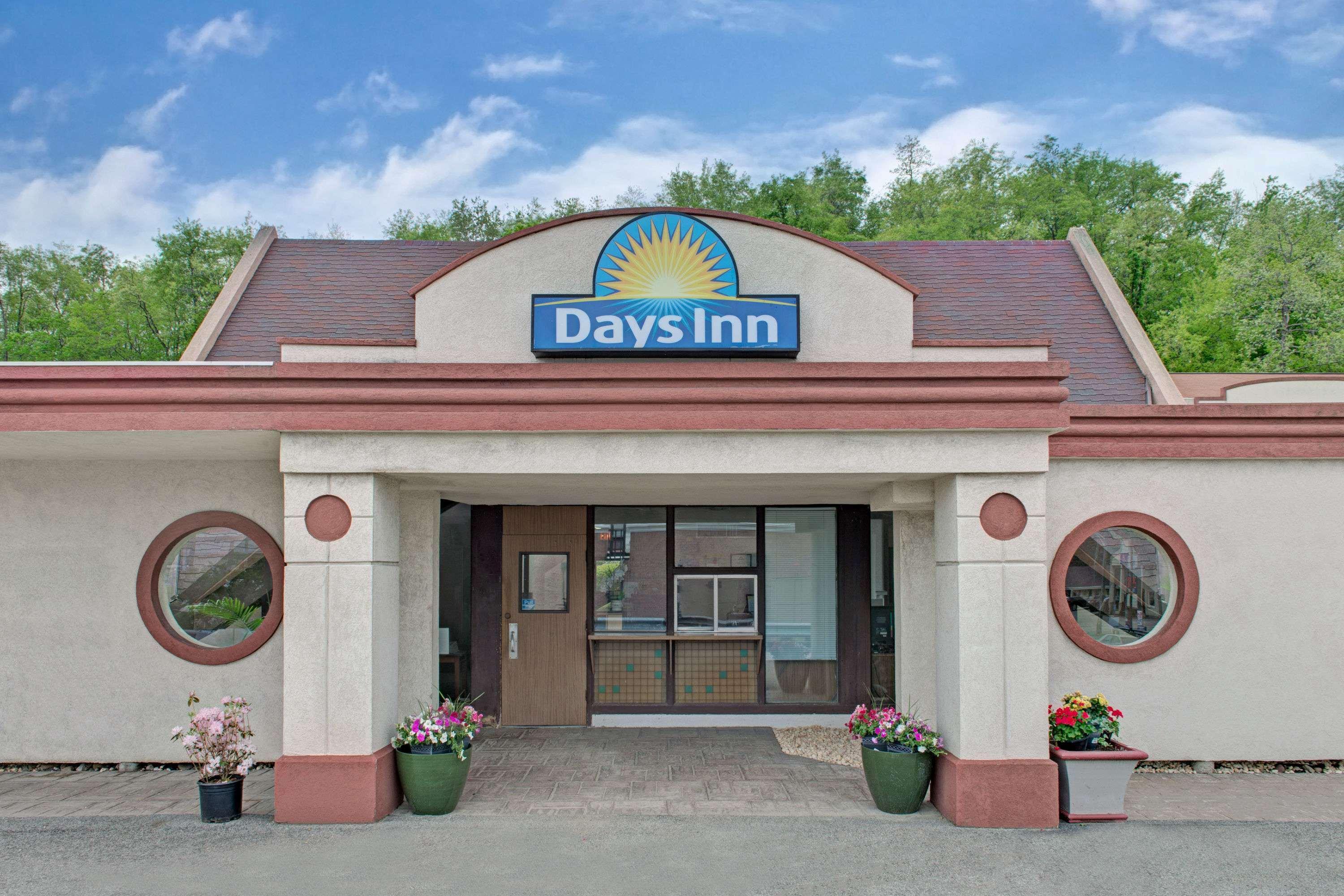Days Inn By Wyndham Washington Exteriér fotografie